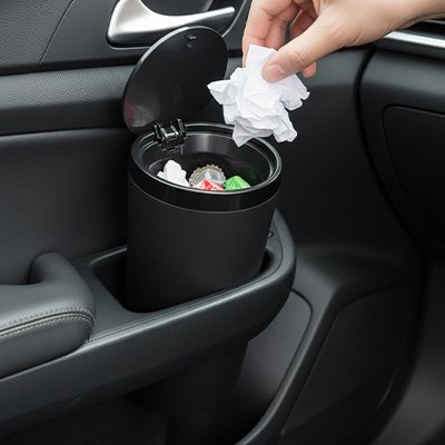 Poubelle de voiture​